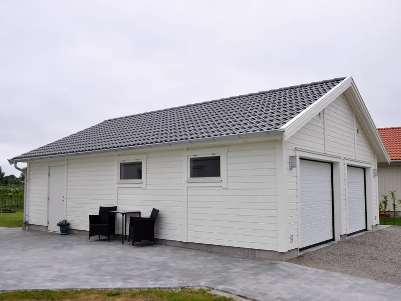 Färdigställt dubbelgarage G 70 från Björklidens